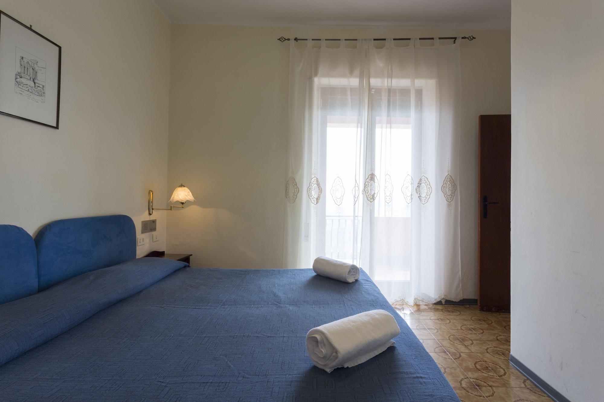 טאורמינה Hotel Sole Castello (Adults Only) מראה חיצוני תמונה