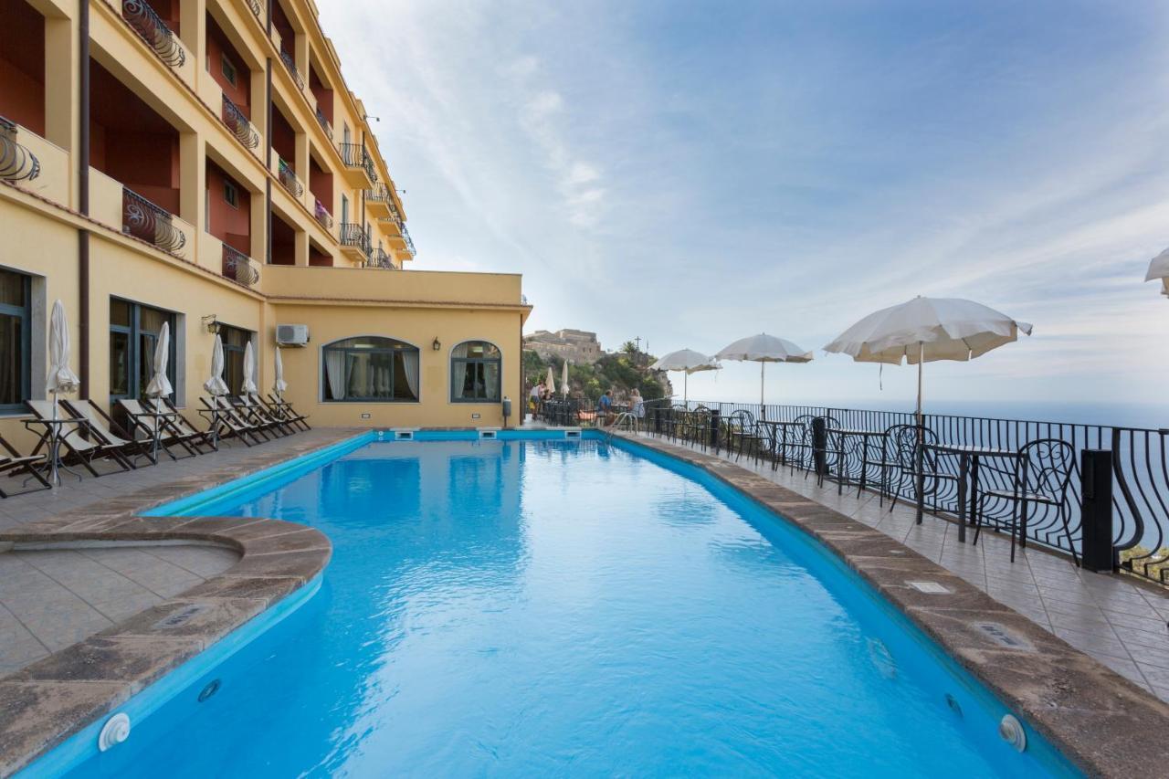 טאורמינה Hotel Sole Castello (Adults Only) מראה חיצוני תמונה