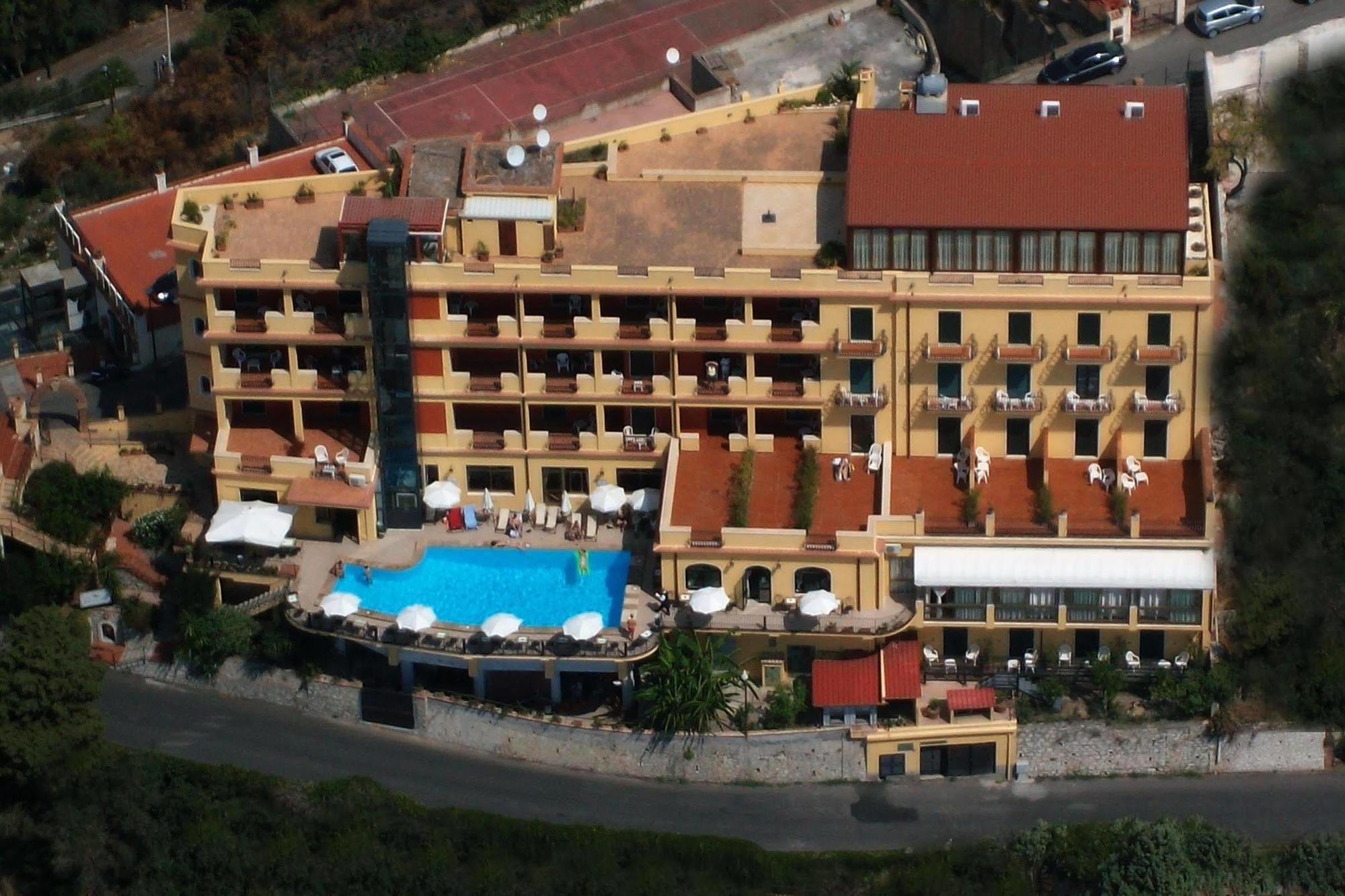 טאורמינה Hotel Sole Castello (Adults Only) מראה חיצוני תמונה