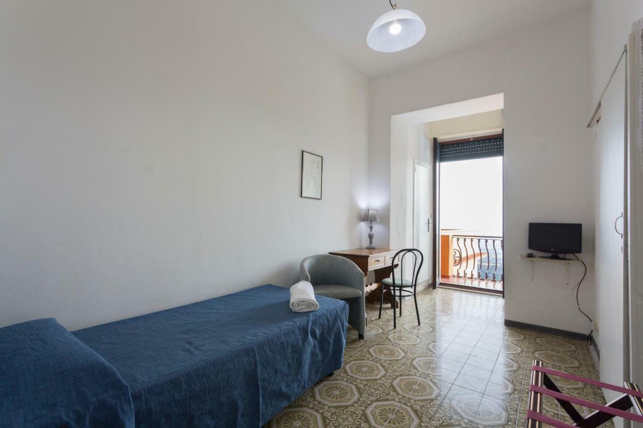 טאורמינה Hotel Sole Castello (Adults Only) מראה חיצוני תמונה