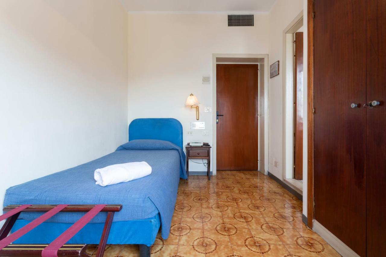 טאורמינה Hotel Sole Castello (Adults Only) מראה חיצוני תמונה