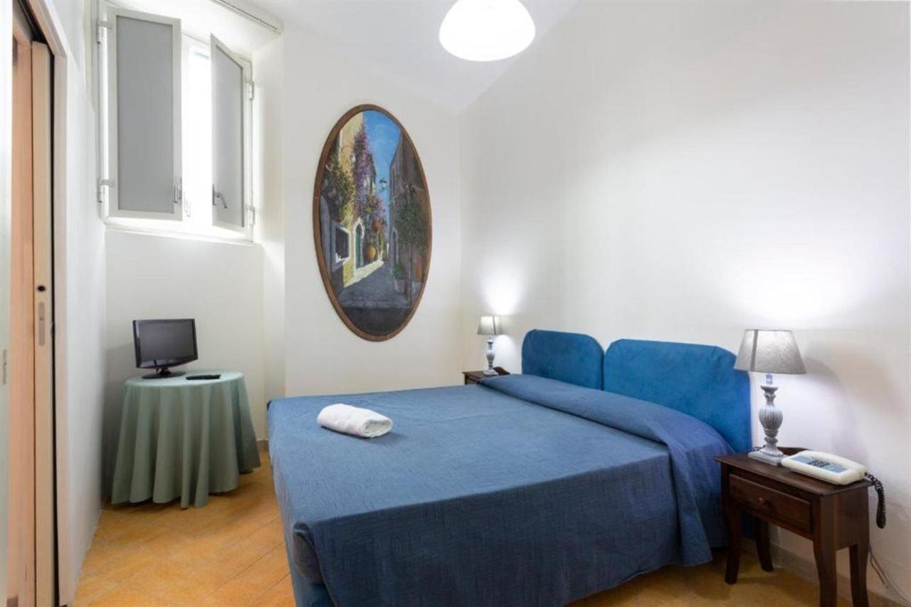 טאורמינה Hotel Sole Castello (Adults Only) מראה חיצוני תמונה